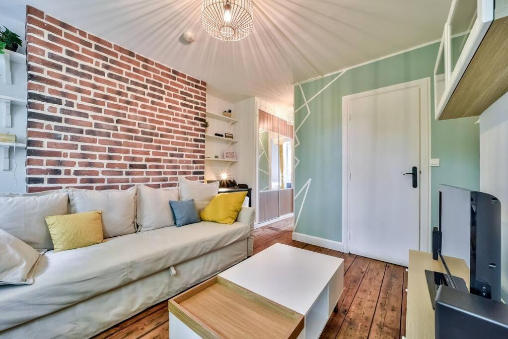 Lille The Apartment In The Trees Exterior photo